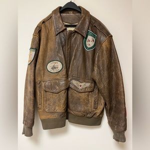 1987 Vintage Wilson’s Leather Bomber Jacket Size Small